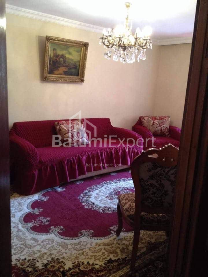 Квартира 85 м² - Зураба Горгiладзе, Батумі, Грузія