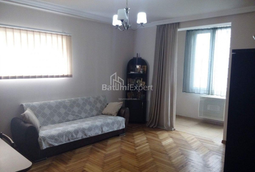 Квартира 60 м² - Еквтіме Такаішвілі, Батумі, Грузія