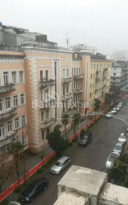 Квартира 90 м² - Генерала Аслана Абашидзе, Батумі, Грузія