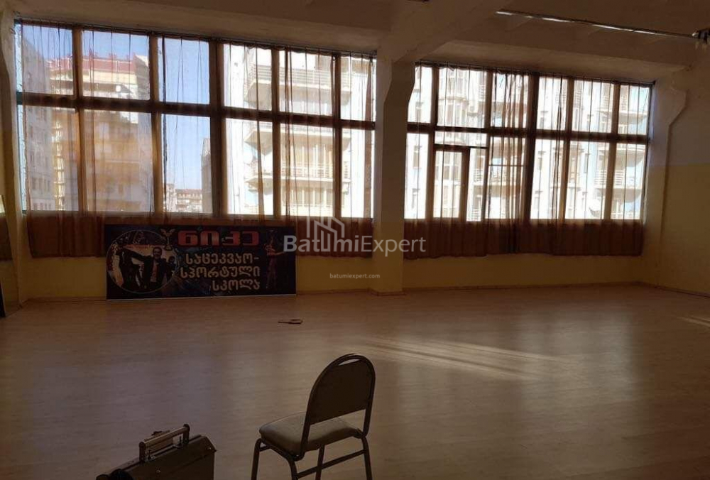 Квартира 150 м² - Зураба Горгiладзе, Батумі, Грузія