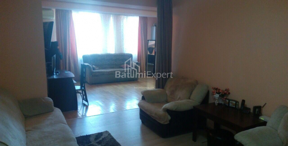 Квартира 100 м² - Зураба Горгiладзе, Батумі, Грузія