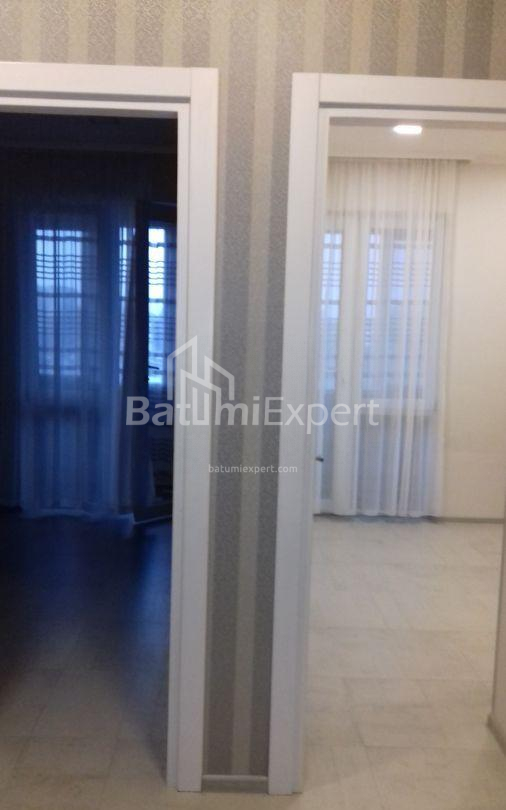 Квартира 87 м² - Юр'ївська, Батумі, Грузія