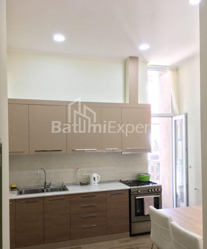 Квартира 175 м² - Царя Парнаваза, Батумі, Грузія