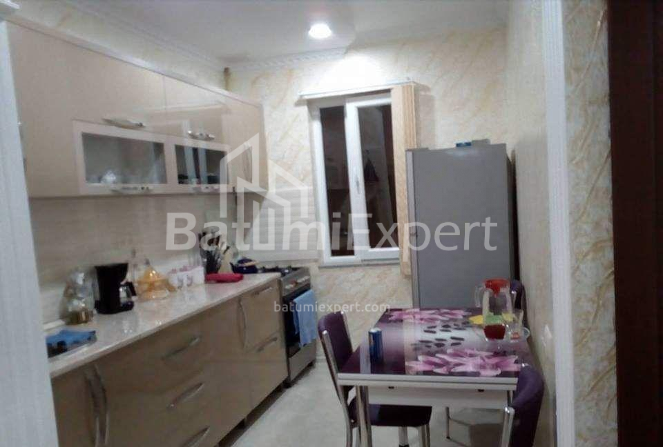 Квартира 76 м² - Юсуфа Кобаладзе, Батумі, Грузія