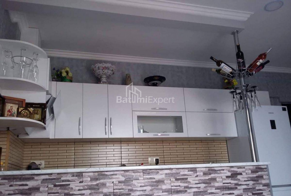 Квартира 60 м² - Галактiона Табiдзе, Батумі, Грузія