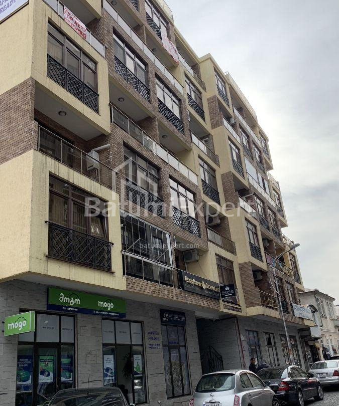 Квартира 90 м² - Вахтанга Горгасалі, Батумі, Грузія