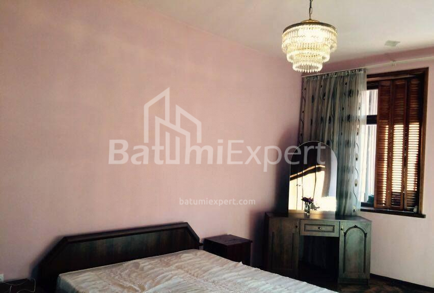 Квартира 165 м² - Зураба Горгiладзе, Батумі, Грузія