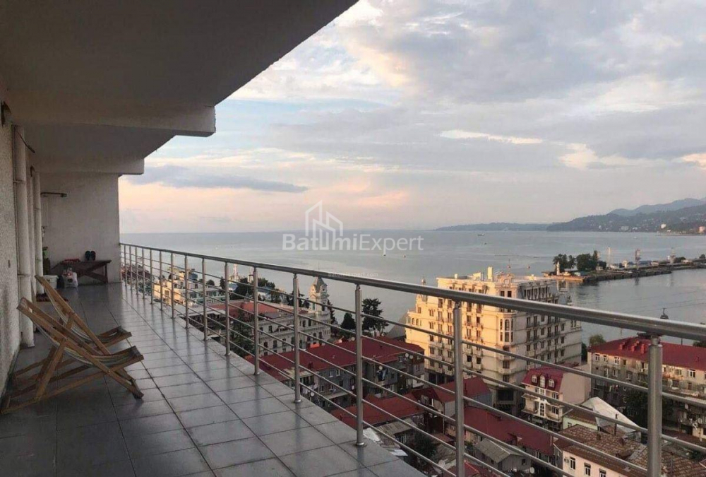 Квартира 160 м² - Юр'ївська, Батумі, Грузія