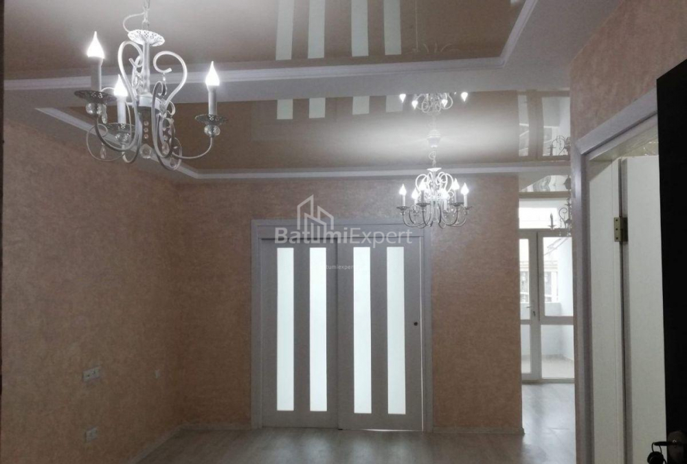 Квартира 47 м² - Юсуфа Кобаладзе, Батумі, Грузія