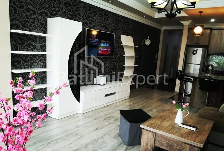 Квартира 85 м² - Царя Парнаваза, Батумі, Грузія