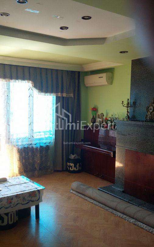 Квартира 125 м² - Петра Мелiкiшвiлi, Батумі, Грузія