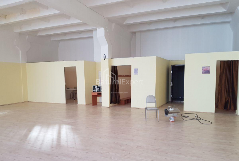 Квартира 90 м² - Зураба Горгiладзе, Батумі, Грузія