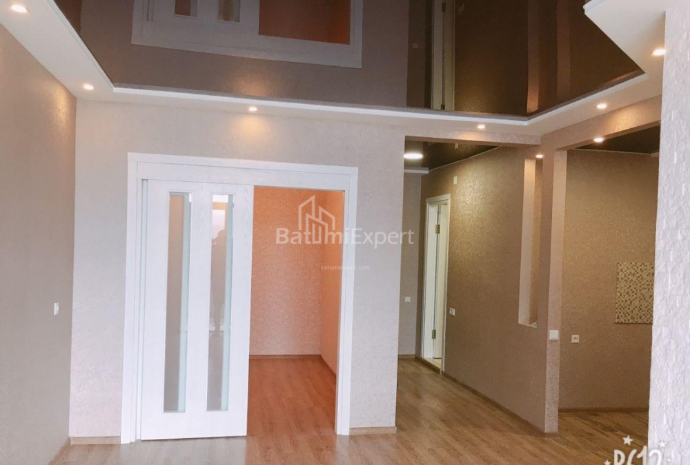 Квартира 54 м² - Юсуфа Кобаладзе, Батумі, Грузія