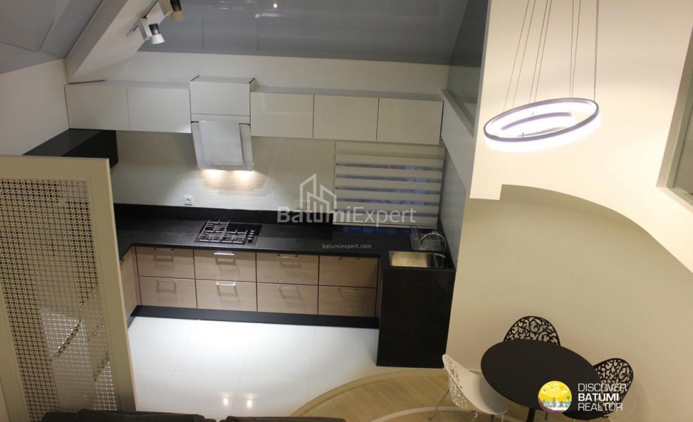 Квартира 100 м² - Зураба Горгiладзе, Батумі, Грузія