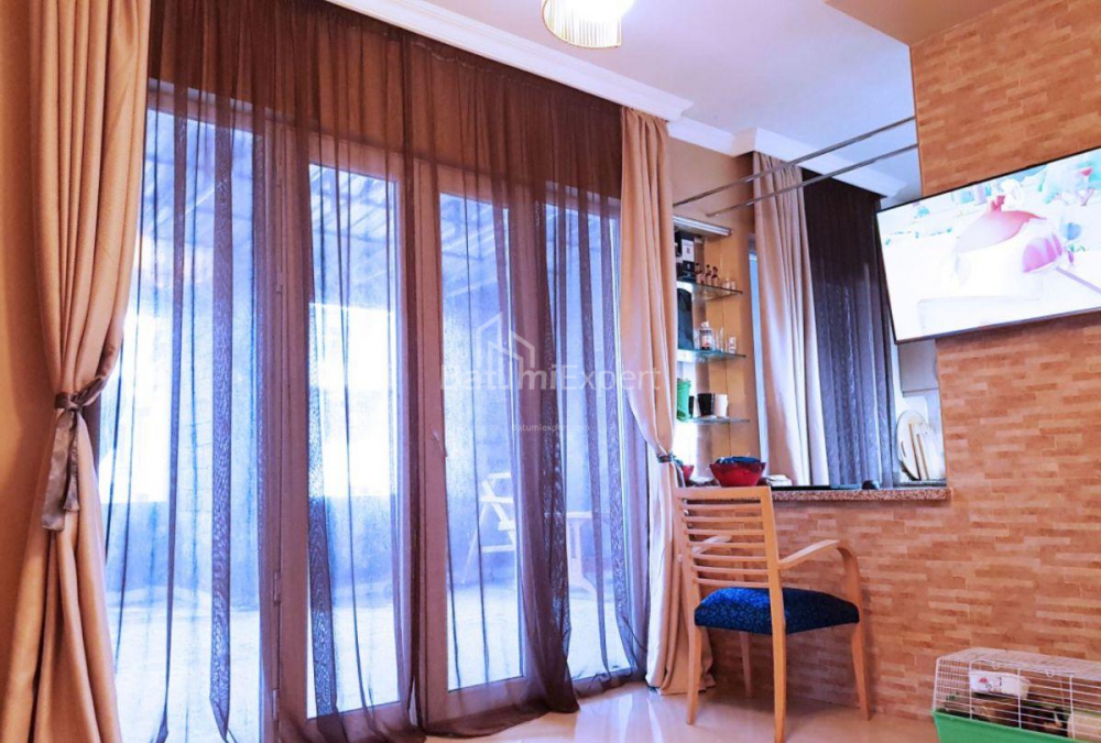 Квартира 115 м² - Юр'ївська, Батумі, Грузія