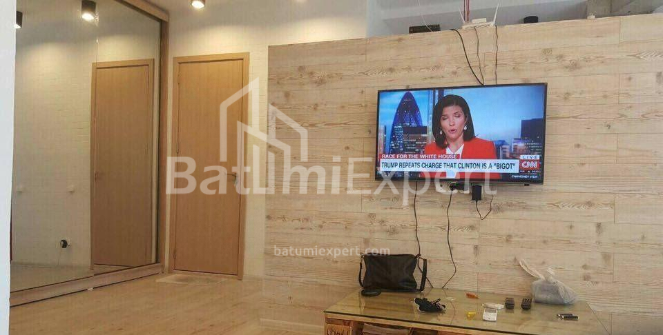 Квартира 62 м² - Вахтанга Горгасалі, Батумі, Грузія