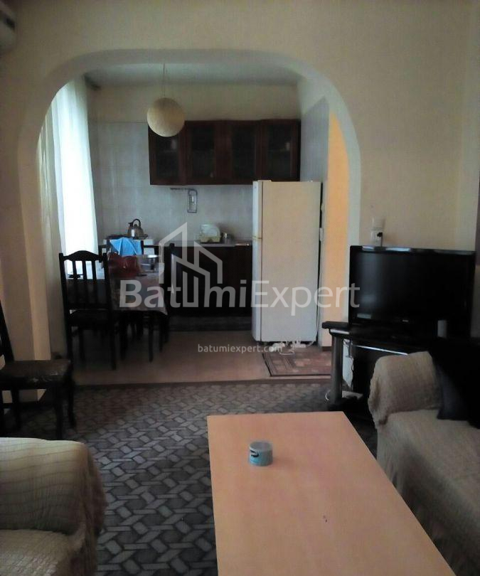 Квартира 55 м² - Шерифа Хімшіашвілі, Батумі, Грузія