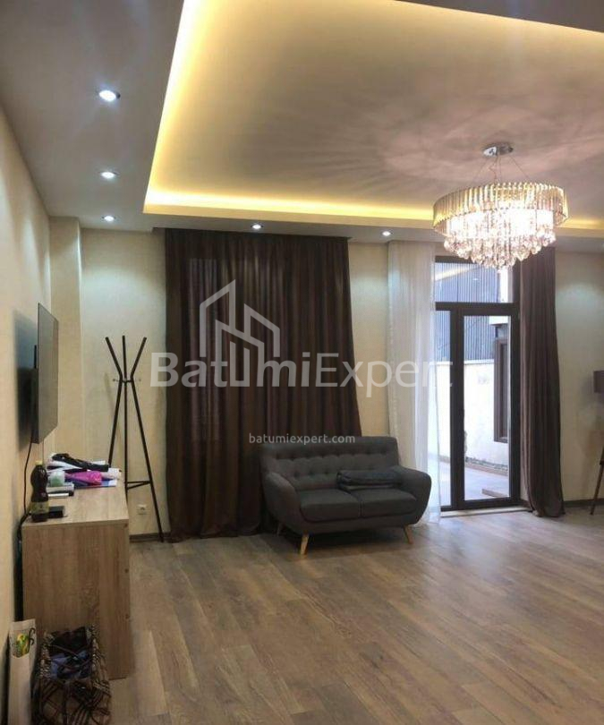 Квартира 110 м² - Юр'ївська, Батумі, Грузія