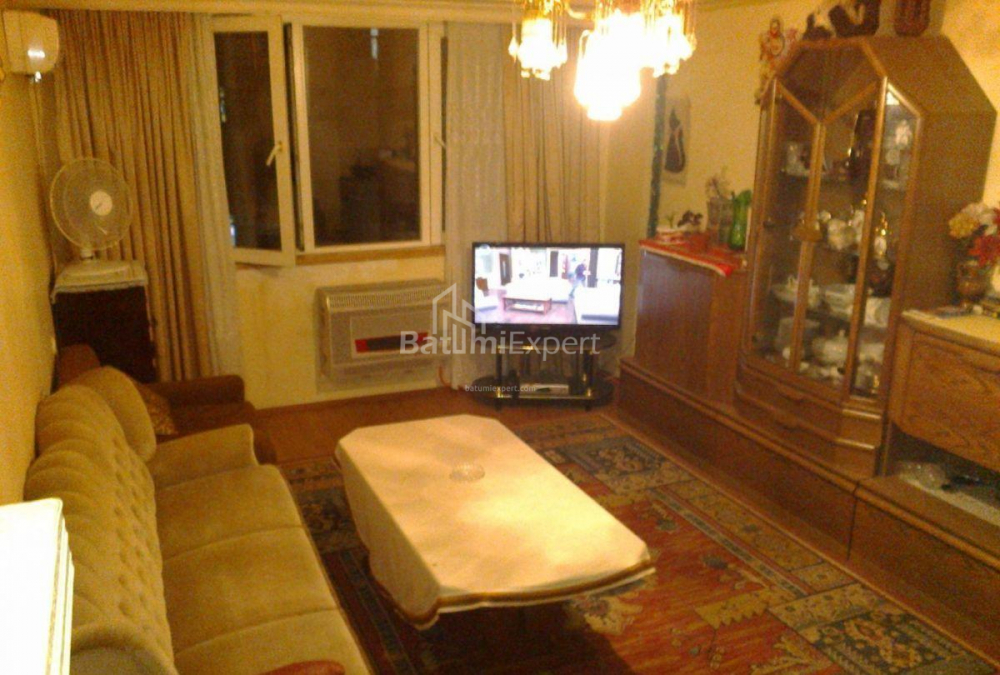 Квартира 90 м² - Юсуфа Кобаладзе, Батумі, Грузія