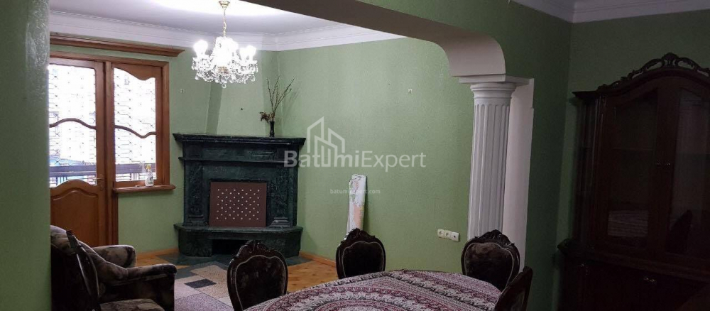 Квартира 90 м² - Вахтанга Горгасалі, Батумі, Грузія