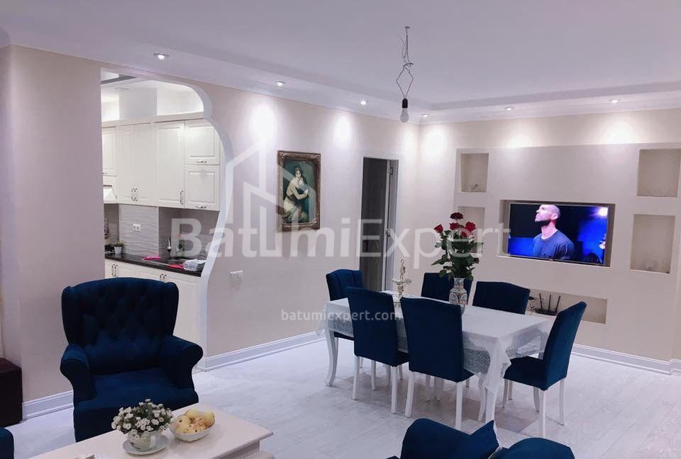 Квартира 86 м² - Oлександра Пушкiна, Батумі, Грузія