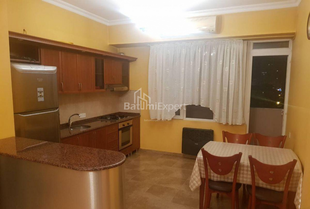 Квартира 100 м² - Юр'ївська, Батумі, Грузія