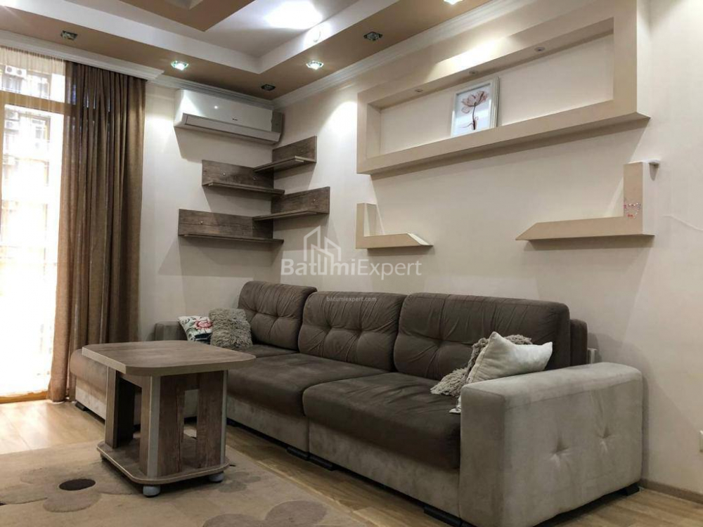 Квартира 57 м² - Юсуфа Кобаладзе, Батумі, Грузія