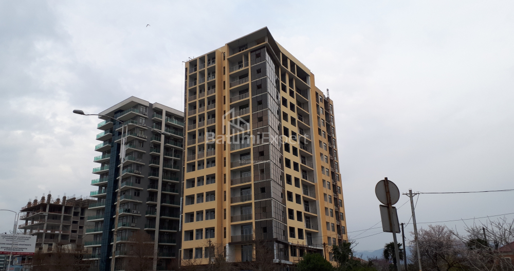 Квартира 72.5 м² - Леха і Марії Качинських, Батумі, Грузія