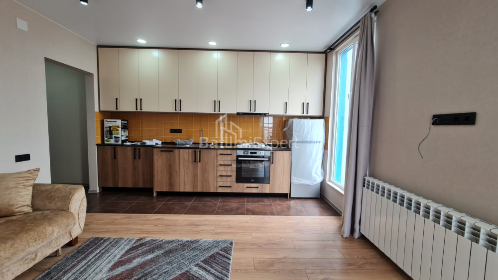 Квартира 71 м² - Еквтіме Такаішвілі, Батумі, Грузія