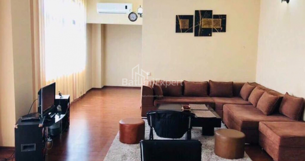 Квартира 94 м² - Руставелі, Батумі, Грузія