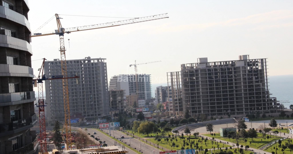 Квартира 75.75 м² - Леха і Марії Качинських, Батумі, Грузія
