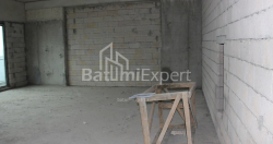 Квартира 75.89 м² - Леха і Марії Качинських, Батумі, Грузія