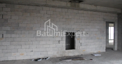 Квартира 63.72 м² - Леха і Марії Качинських, Батумі, Грузія