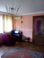 Квартира 3-комн 78 м² - Шерифа Хімшіашвілі, Батумі