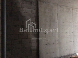 Квартира 37.8 м² - Вахтанга Горгасалі, Батумі, Грузія