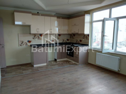 Квартира 72 м² - Петра Мелiкiшвiлi, Батумі, Грузія