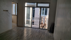 Квартира 2-комн 42 м² - Фрiдiона Халвашi, Батумі