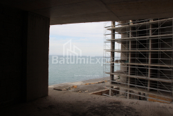 Квартира 42.75 м² - Леха і Марії Качинських, Батумі, Грузія
