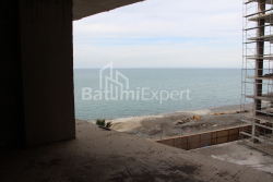 Квартира 42.75 м² - Леха і Марії Качинських, Батумі, Грузія