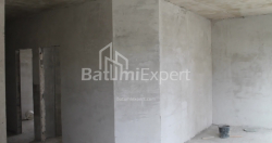 Квартира 74.8 м² - Леха і Марії Качинських, Батумі, Грузія