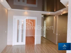 Квартира 3-комн 53 м² - Юсуфа Кобаладзе, Батумі