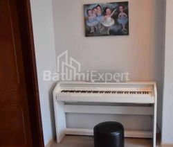 Квартира 75 м² - Фрiдiона Халвашi, Батумі, Грузія