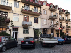 Квартира 4-комн 107 м² - Важа-Пшавела, Батумі