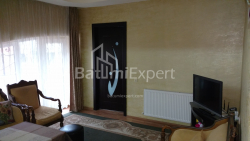 Квартира 3-комн 106 м² - Зураба Горгiладзе, Батумі