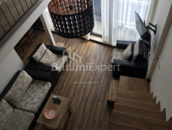 Квартира 2-комн 75 м² - Юсуфа Кобаладзе, Батумі