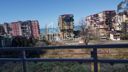 Квартира 3-комн 57 м² - Шалва Інасаридзе, Батумі
