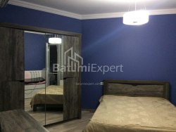 Квартира 3-комн 66 м² - Петра Багратіоні, Батумі