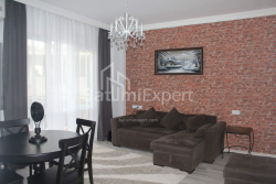 Квартира 3-комн 66 м² - Петра Багратіоні, Батумі