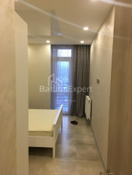 Квартира 2-комн 54 м² - Зураба Горгiладзе, Батумі