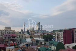 Квартира 3-комн 73 м² - Юр'ївська, Батумі